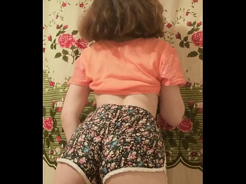 ❤️ Sexy jong baba wat haar kortbroek op kamera uittrek ❤ Russiese pornografie by ons af.fullsexmovs.ru ﹏