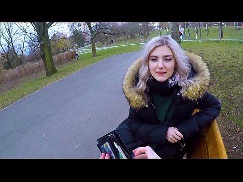 ❤️ Sluk 'n vreemdeling se warm kom vir geld - blowjob in the park deur Eva Elfie ❤ Russiese pornografie by ons af.fullsexmovs.ru ﹏